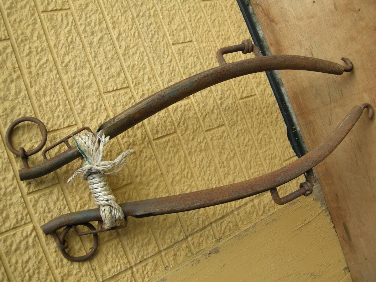 Amazon.co.jp: 馬具 わらび型 蕨型 重量馬用 昭和レトロ 中古 ＃2